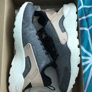 Women’s Nike Huarache